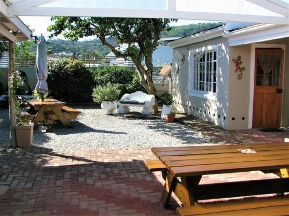 Keedols Inn & Backpackers Knysna Exteriör bild
